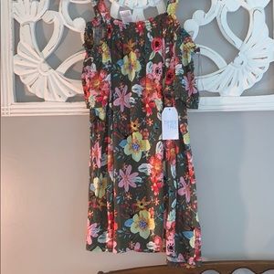 Size small off shoulder NWT Time and Tru shirt